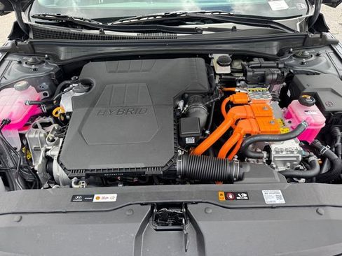 New 2026 Hyundai Elantra Sport FWD image 16