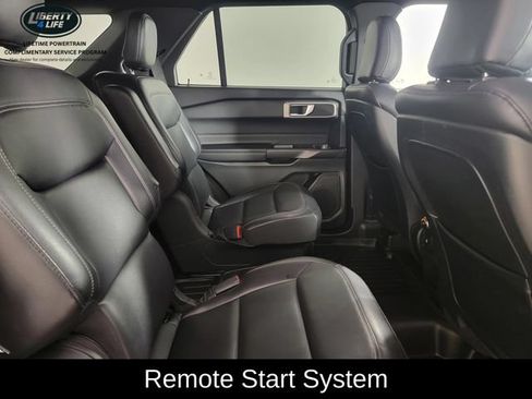 Certified 2020 Ford Explorer XLT w/ Equipment Group 202A AWD/4WD image 18