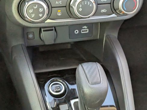 New 2025 Nissan Versa SV w/ Trunk Package image 28