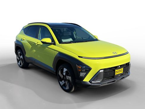 Certified 2025 Hyundai Kona Limited image 7