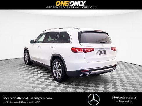 Used 2023 Mercedes-Benz GLS 450 4MATIC image 3
