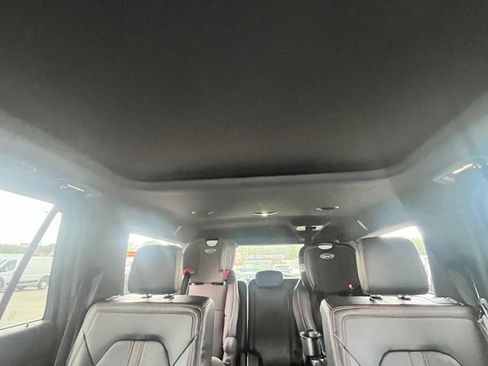 Used 2022 Ford Expedition Max Limited AWD/4WD image 4