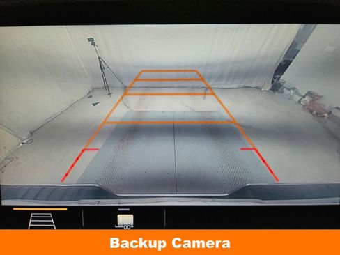 Used 2019 Chevrolet Colorado LT w/ Luxury Package, Chrome AWD/4WD image 14
