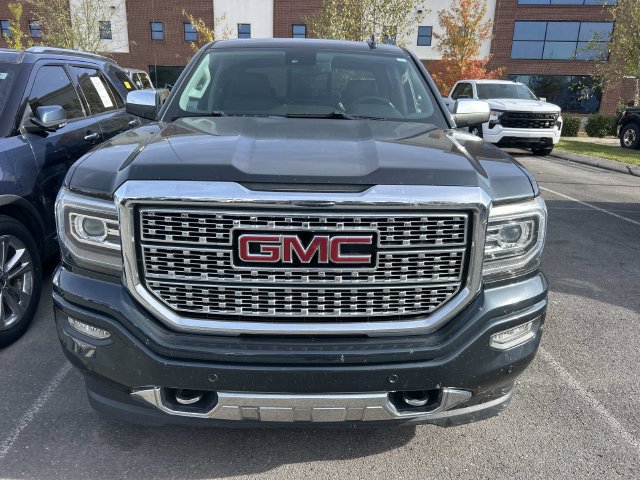 Used 2017 GMC Sierra 1500 Denali w/ Denali Ultimate Package AWD/4WD image 2