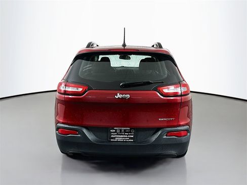 Used 2015 Jeep Cherokee Sport w/ Cold Weather Group image 6