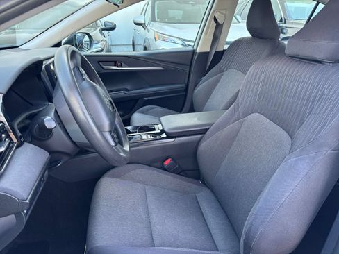 Used 2025 Toyota Camry LE FWD image 21