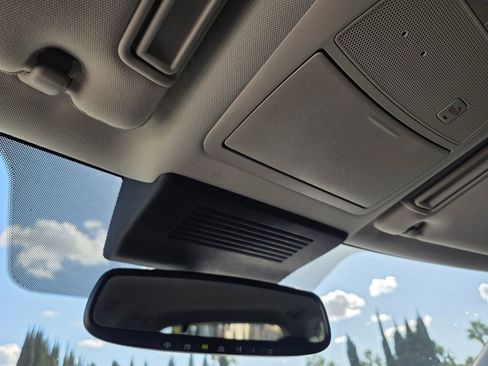 Used 2023 Nissan Armada SV image 42