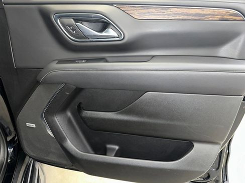 Certified 2024 Chevrolet Suburban Premier w/ Premium Package image 37