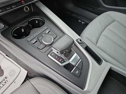 Used 2017 Audi A4 2.0T Premium image 22