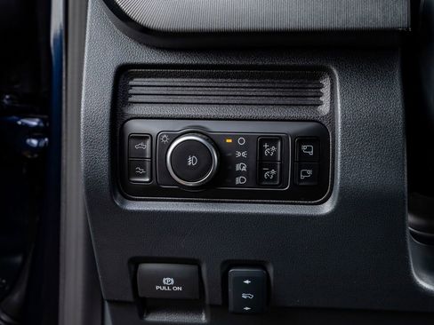 Used 2025 Ford F350 Platinum image 22