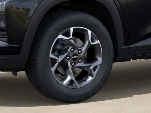 New 2026 Chevrolet Trax LT w/ Driver Confidence Package image 9