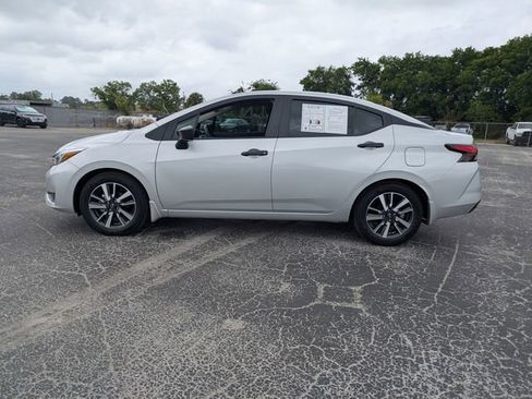 Used 2025 Nissan Versa S w/ S Plus Package image 5