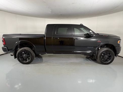 Used 2019 RAM 2500 Laramie image 9