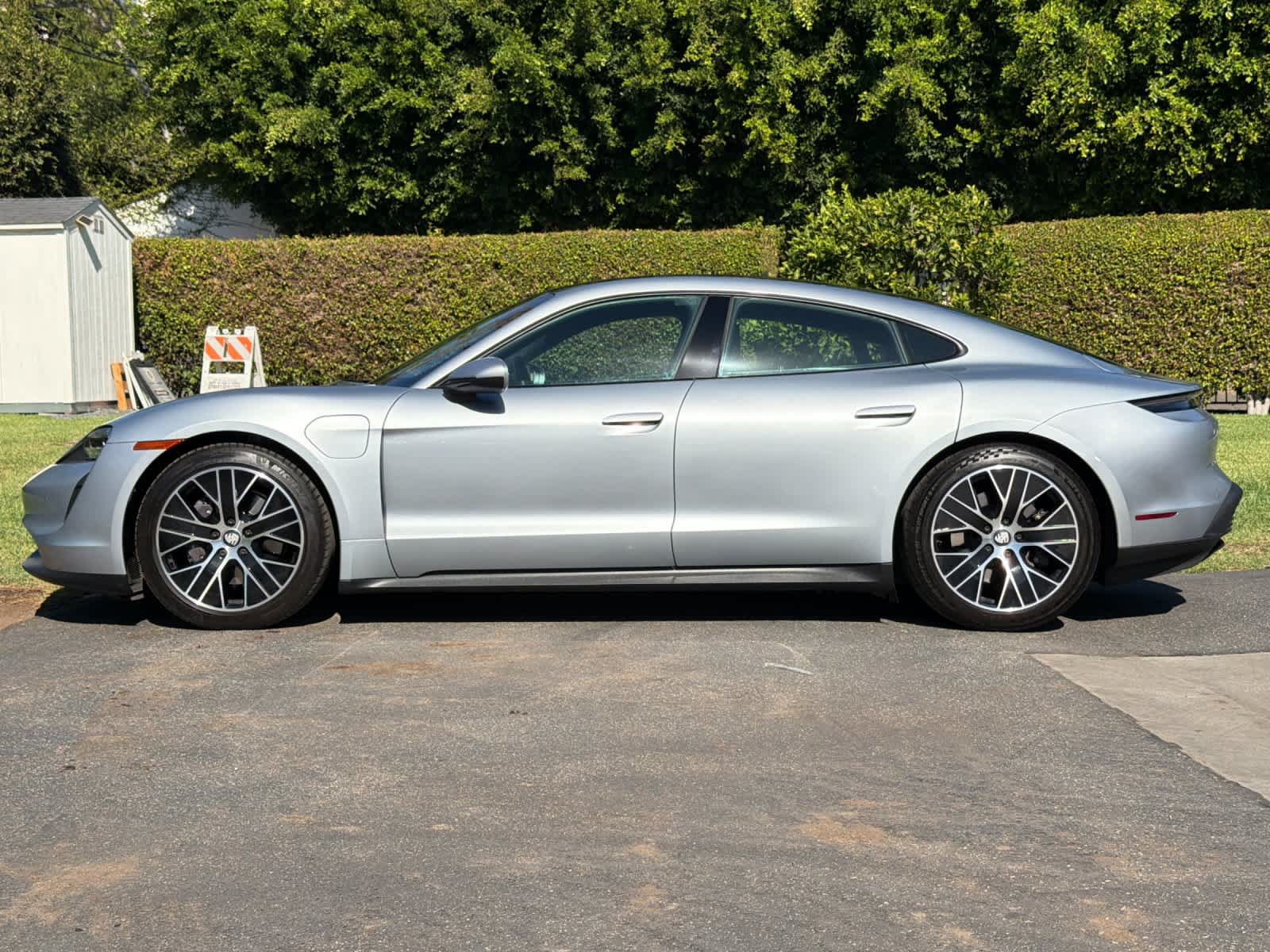 Certified 2023 Porsche Taycan RWD image 2