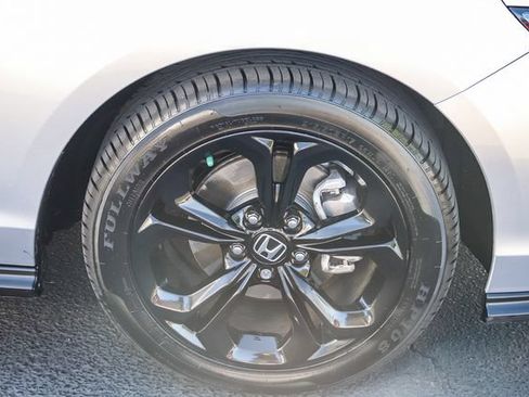 Used 2025 Honda Accord SE image 8