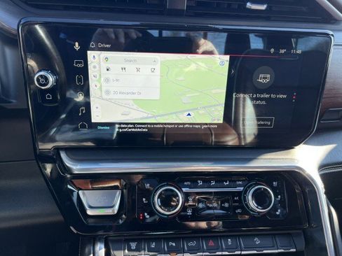 Used 2024 GMC Sierra 3500 Denali Ultimate image 14