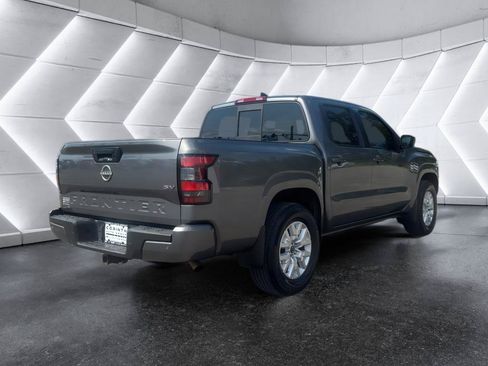 Used 2022 Nissan Frontier SV RWD image 7