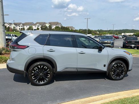 New 2026 Nissan Rogue Dark Armor FWD image 7