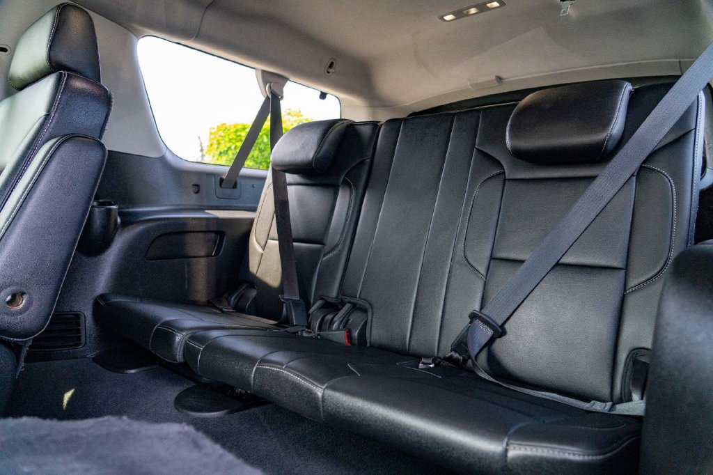 Used 2019 Chevrolet Suburban LT AWD/4WD image 18
