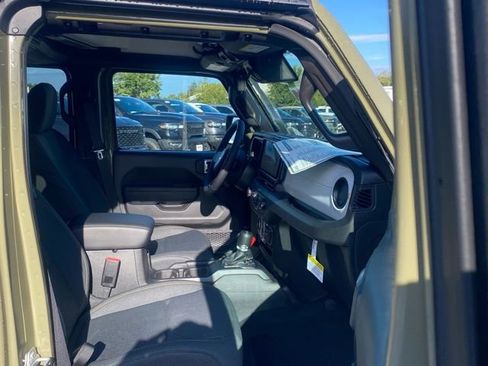 New 2025 Jeep Wrangler Sport S image 28