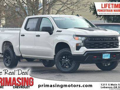 New 2026 Chevrolet Silverado 1500 Custom Trail Boss w/ LPO, Dark Essentials Package