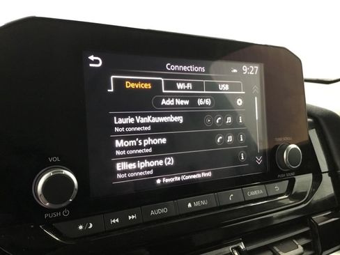 Used 2022 Nissan Pathfinder SV AWD/4WD image 23