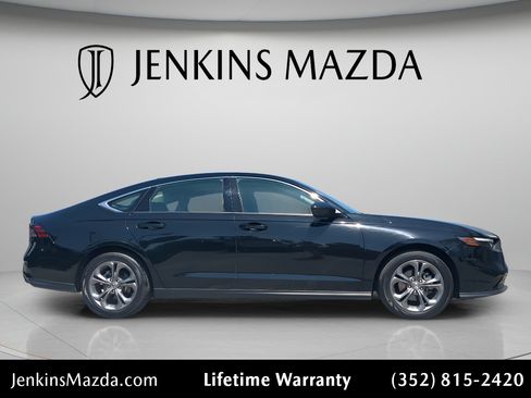Used 2024 Honda Accord EX image 9