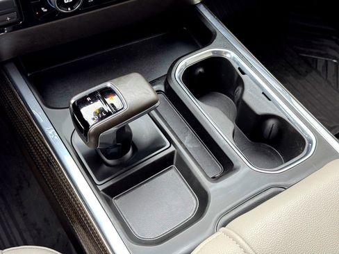 Used 2024 Chevrolet Silverado 1500 LT Trail Boss w/ LT Trail Boss Premium Package image 24