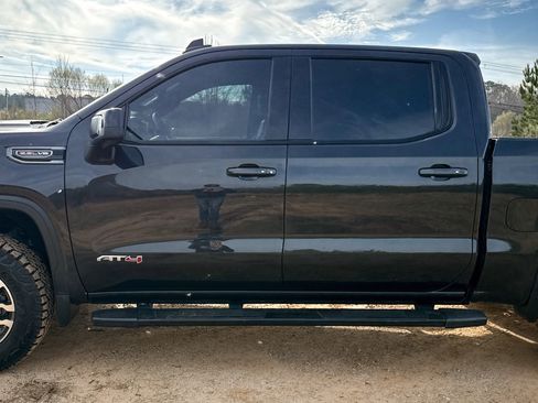 Used 2020 GMC Sierra 1500 AT4 w/ AT4 Premium Package image 4