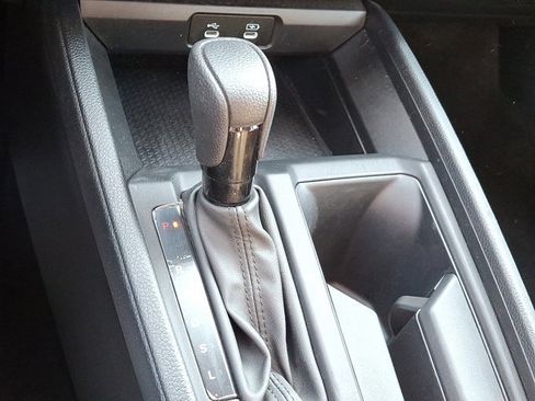 Certified 2024 Honda Accord EX image 15