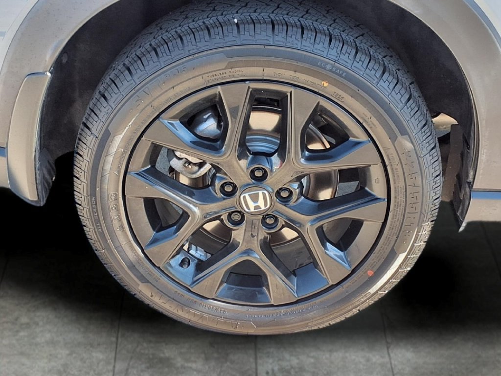 Certified 2025 Honda HR-V Sport image 9