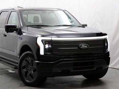 New 2025 Ford F150 Lightning Lariat image 2