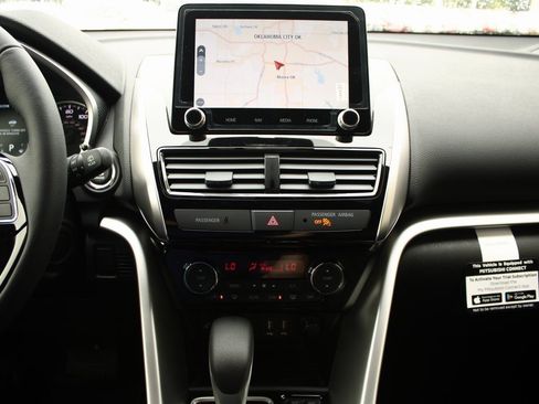 New 2025 Mitsubishi Eclipse Cross SEL image 17