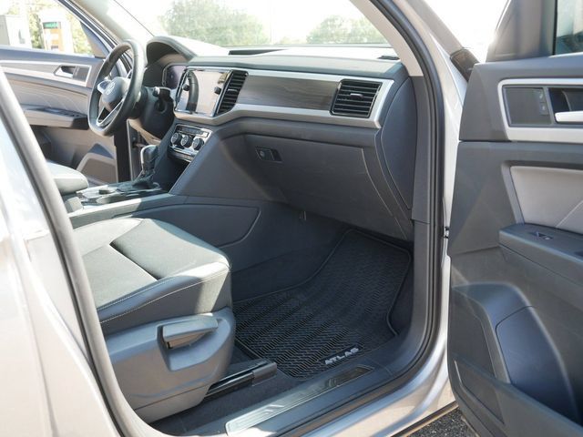 Certified 2023 Volkswagen Atlas SE w/ Black Wheel Package AWD/4WD image 21
