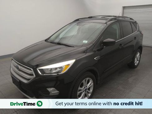Used 2018 Ford Escape SE w/ SE Sync 3 Package FWD image 1