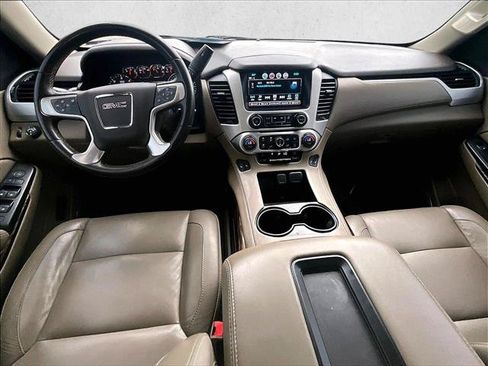 Used 2020 GMC Yukon SLT RWD image 16