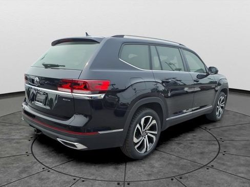 Used 2023 Volkswagen Atlas SEL AWD/4WD image 4