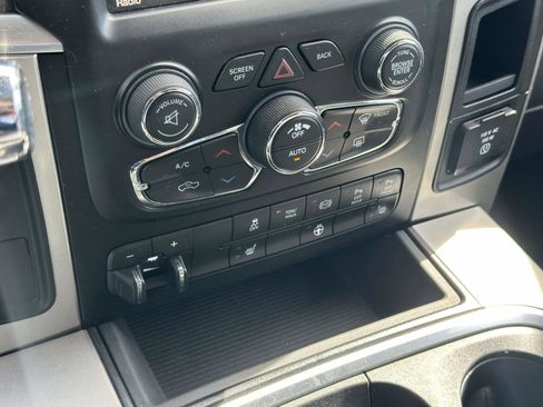 Used 2017 RAM 2500 Big Horn image 32