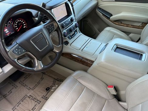 Used 2015 GMC Yukon Denali AWD/4WD image 11