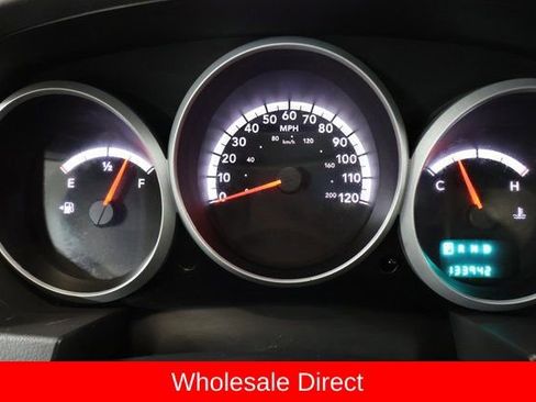 Used 2010 Dodge Grand Caravan SE image 15