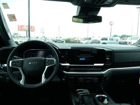 New 2026 Chevrolet Silverado 1500 RST AWD/4WD image 16
