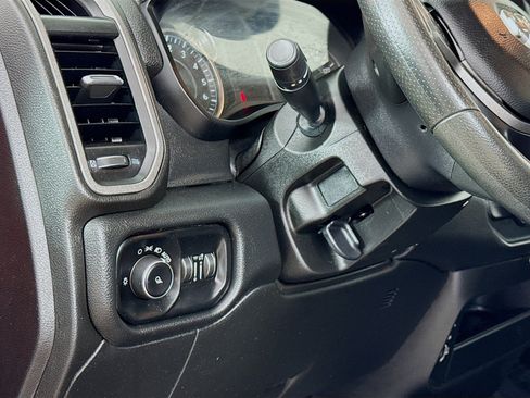 Used 2019 RAM 3500 Tradesman RWD image 12