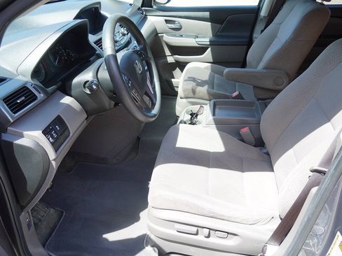 Used 2015 Honda Odyssey EX image 14