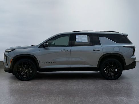 Used 2024 Chevrolet Traverse RS w/ LPO, Floor Liner Package AWD/4WD image 6