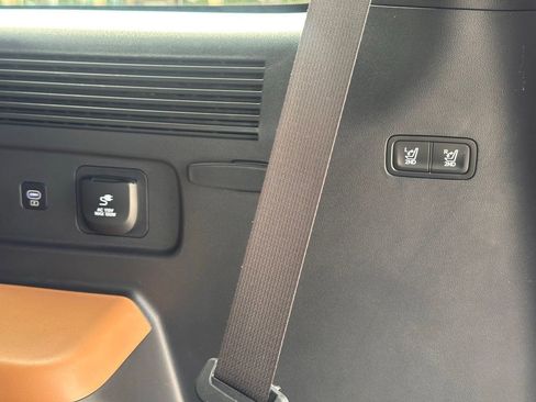 Used 2026 Hyundai Santa Fe Calligraphy image 19