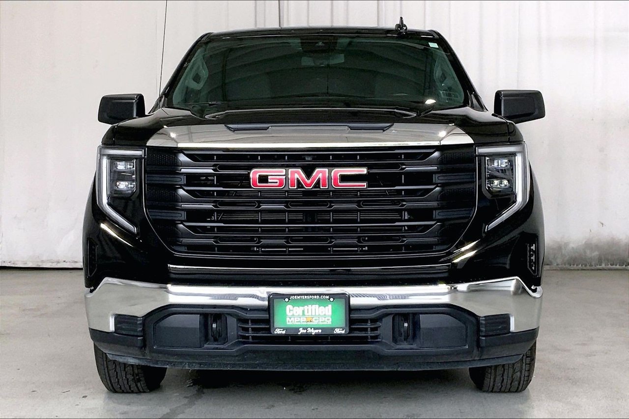 Used 2026 GMC Sierra 1500 Pro w/ Pro Value Package RWD image 2