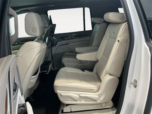 Used 2023 Cadillac Escalade ESV Premium Luxury Platinum w/ LPO, Radiant Package image 11