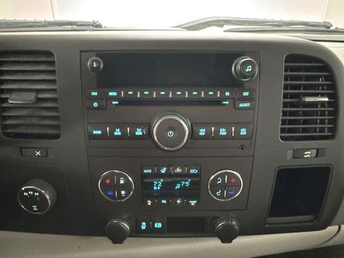 Used 2013 Chevrolet Silverado 2500 LT w/ Interior Plus Package image 33