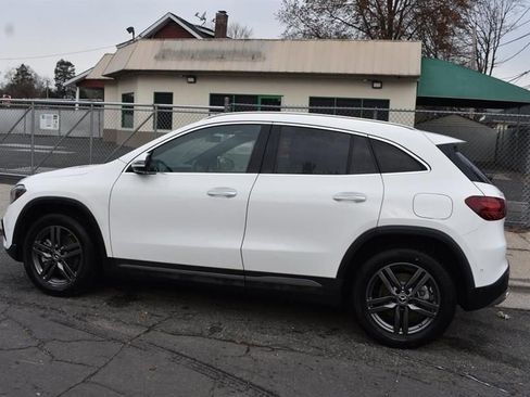 Used 2025 Mercedes-Benz GLA 250 4MATIC image 5