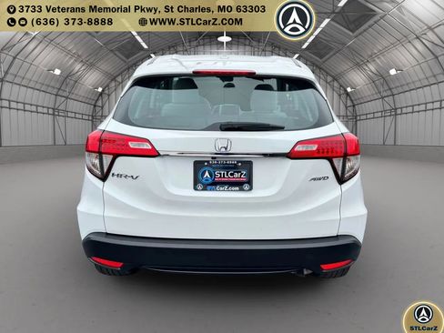 Used 2019 Honda HR-V LX image 4